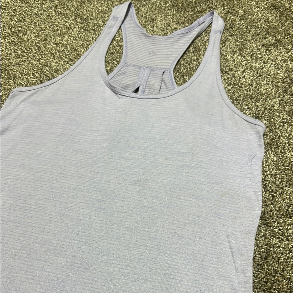 Lululemon Women's Lavender Tank Top - racerback no size tag fits like a 6 - Picture 2 of 8